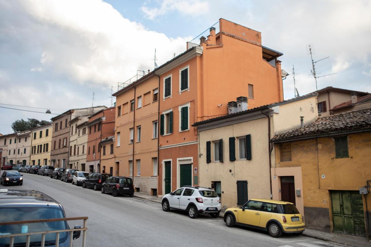 Casa Ricci Apartamento Iesi Exterior foto